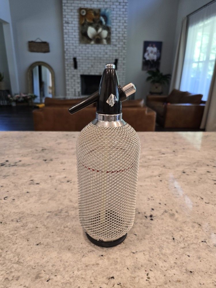 Vintage ACC Czech crystal soda bottle with mesh exterior // vintage barware