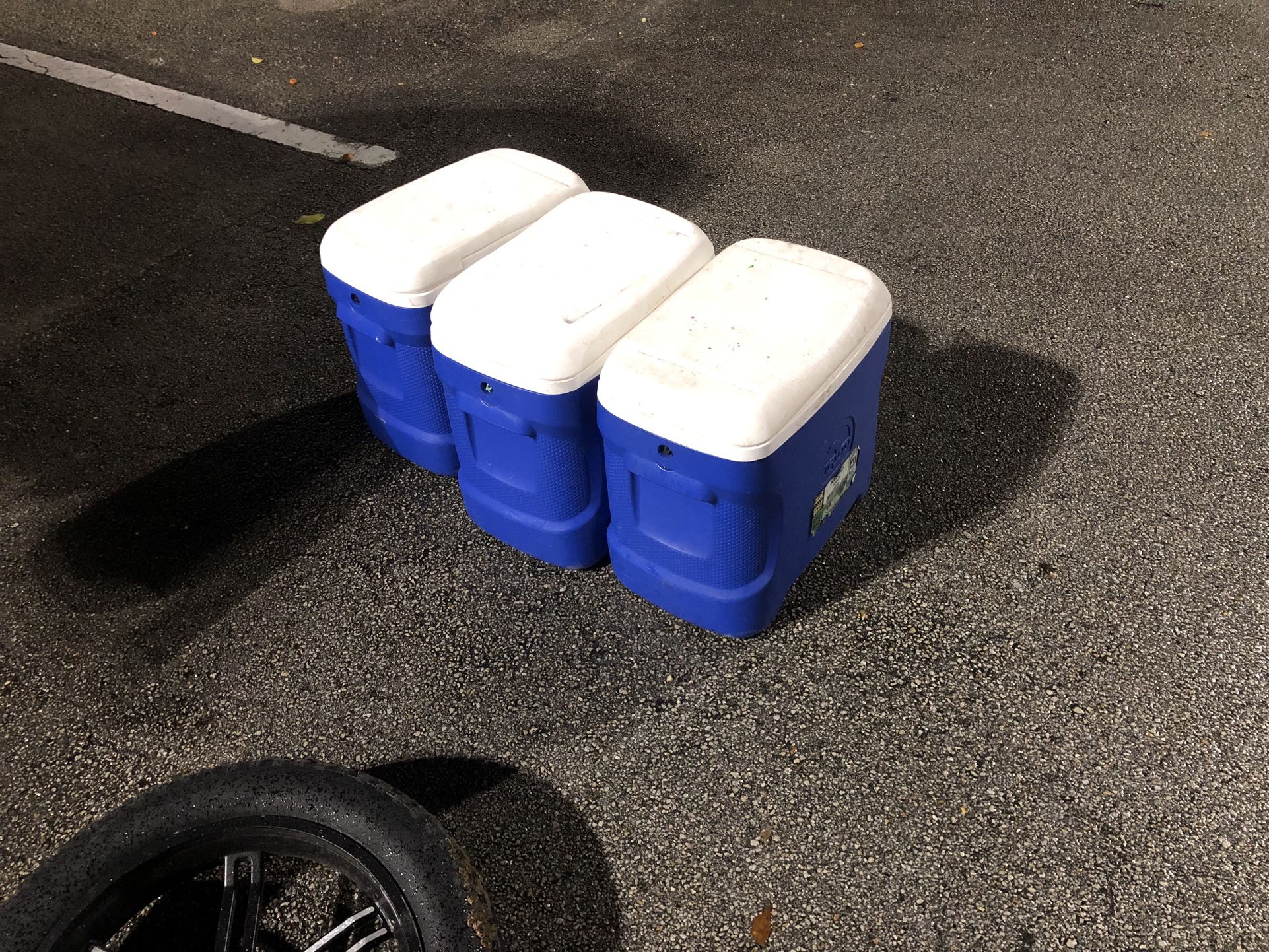 3 Blue & White Cooler