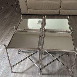 Mirrored coffee table 