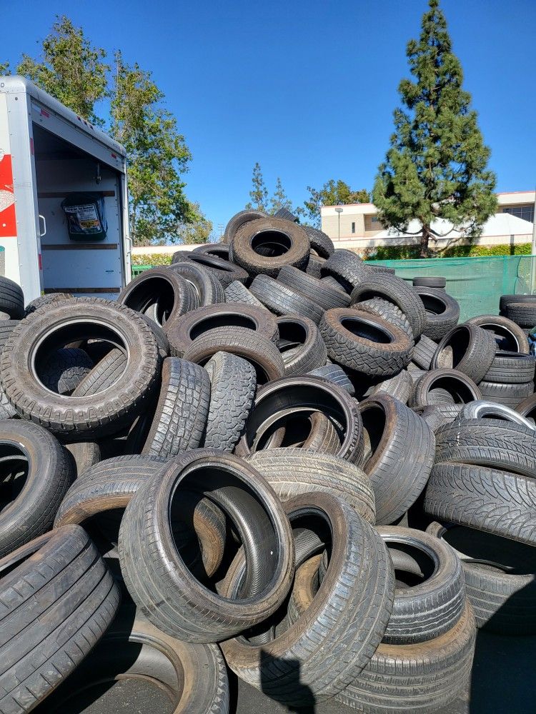 TIRE 355/25/21 TIRE 325/30/21 SIZE 325/35/22 SIZE 315/30/22 TIRE 325/30/23 SIZE 325/35/23 SIZE 315/35/21 TIRE 295/40/20 SIZE 295/35/21 SIZE 285/30/19