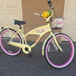 26 Inch.  MARGARITAVILLE Beach Crusier Bike. 