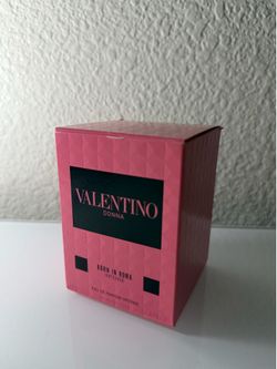 Valentino Donna Born In Roma
