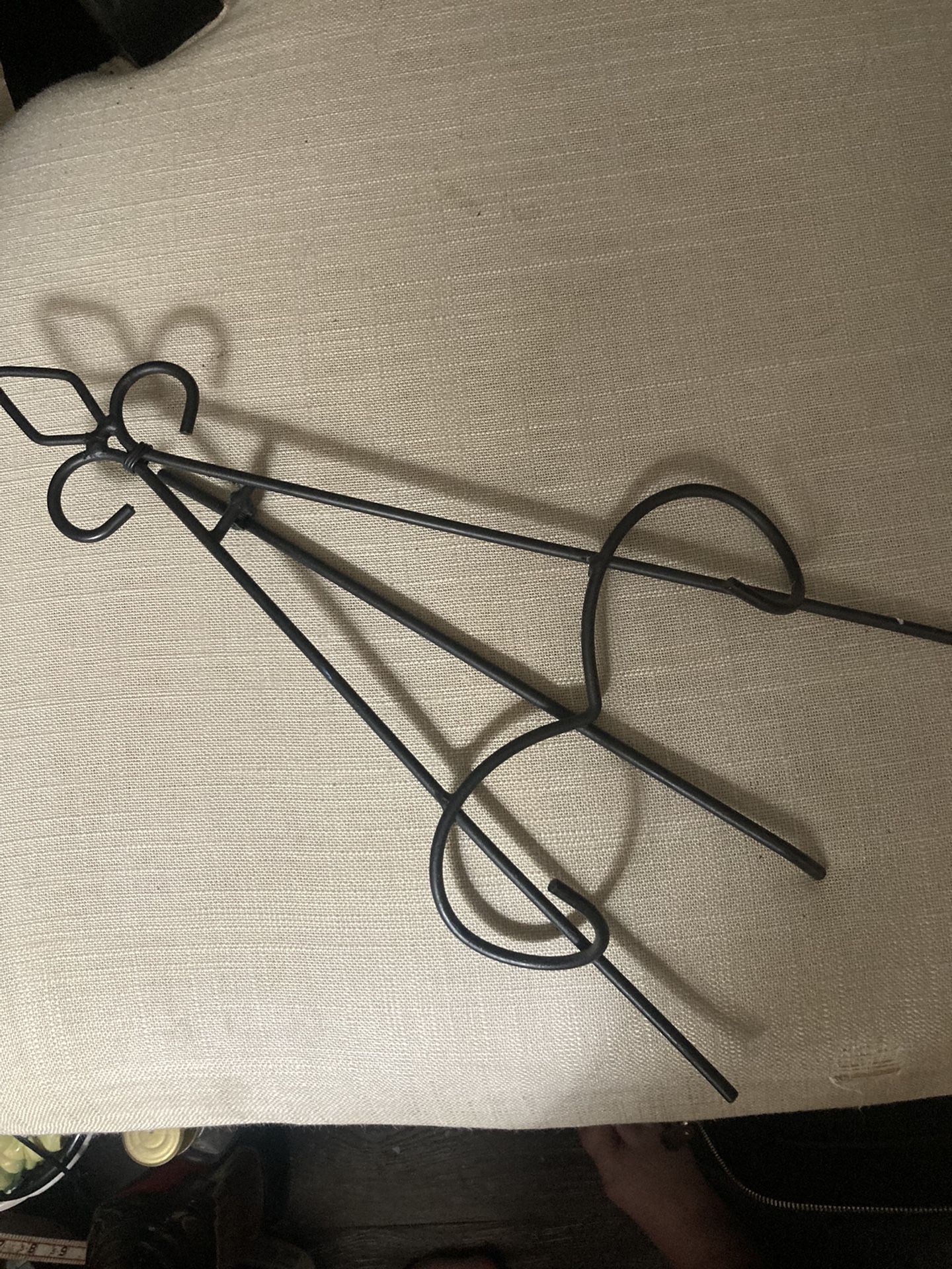 Metal Tabletop Easel