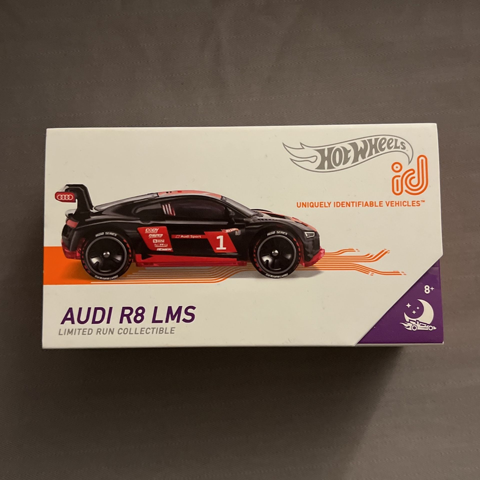Hot Wheels Audi R8 LMS id