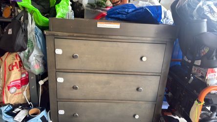 Kids 3 drawer dresser