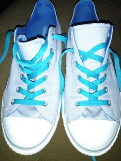 Converse All Stars low tops grey and teal size 8 $35