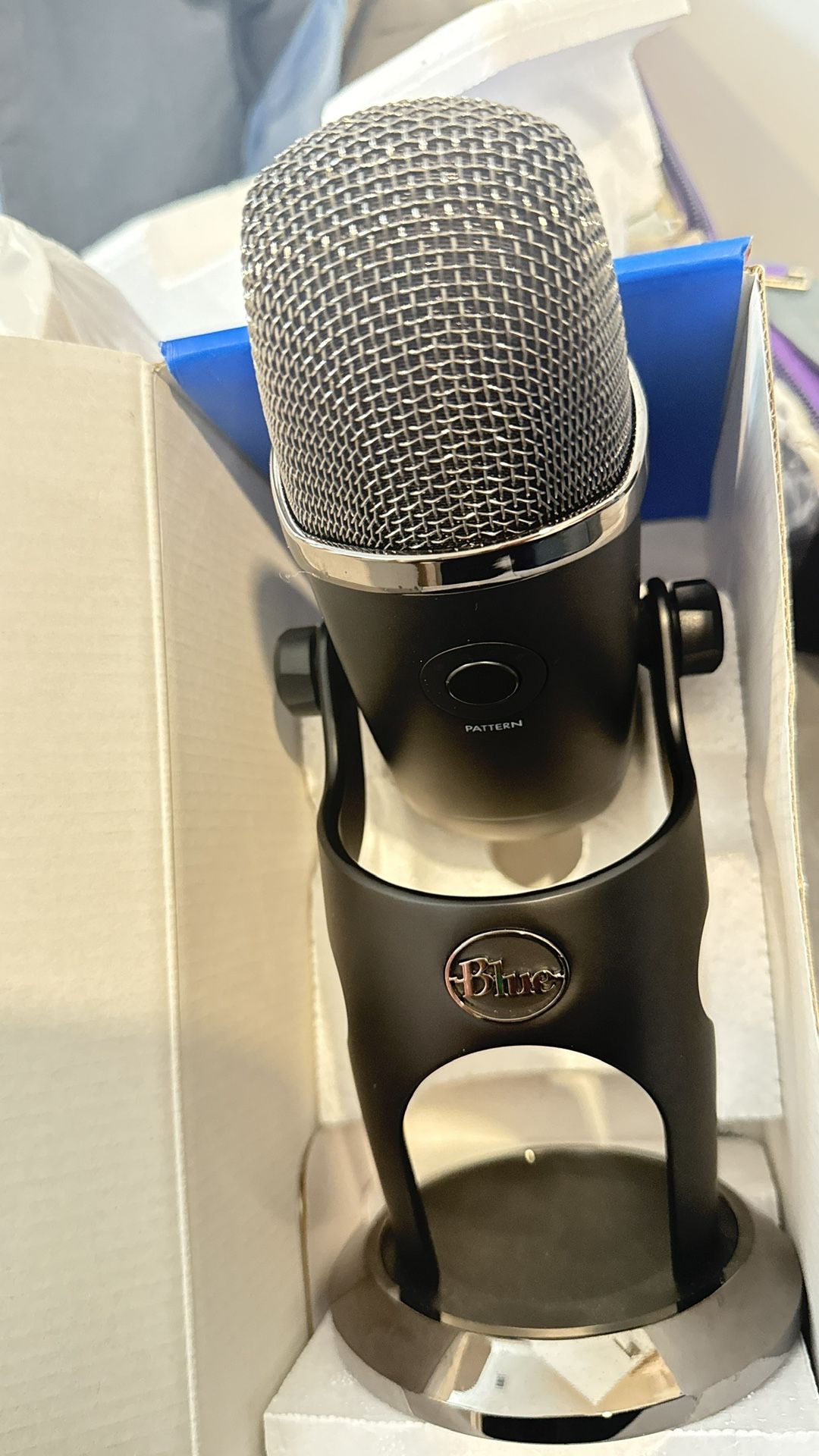 Microphone Blue Yeti X USB NEW Out Of The Box