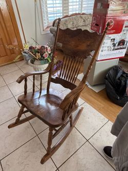 Rocking chair