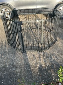 Black Metal Baby or Pet Play Yard
