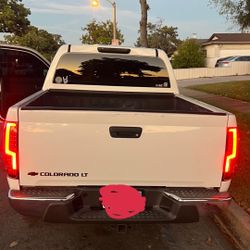 2004 chevy colorado tail lights deals
