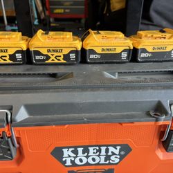 Dewalt Batteries 