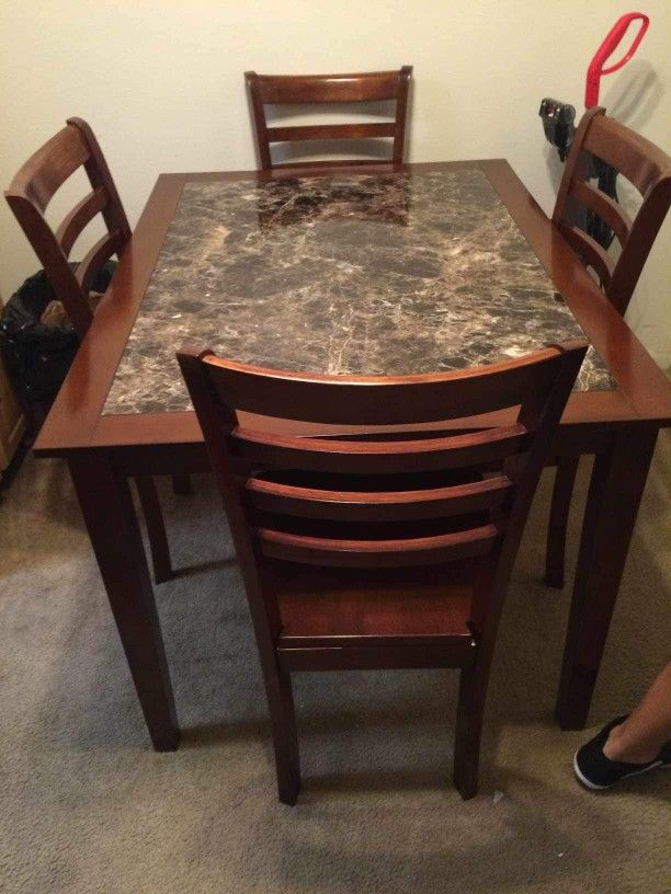 Kitchen Or Dining Room Table And Chairs