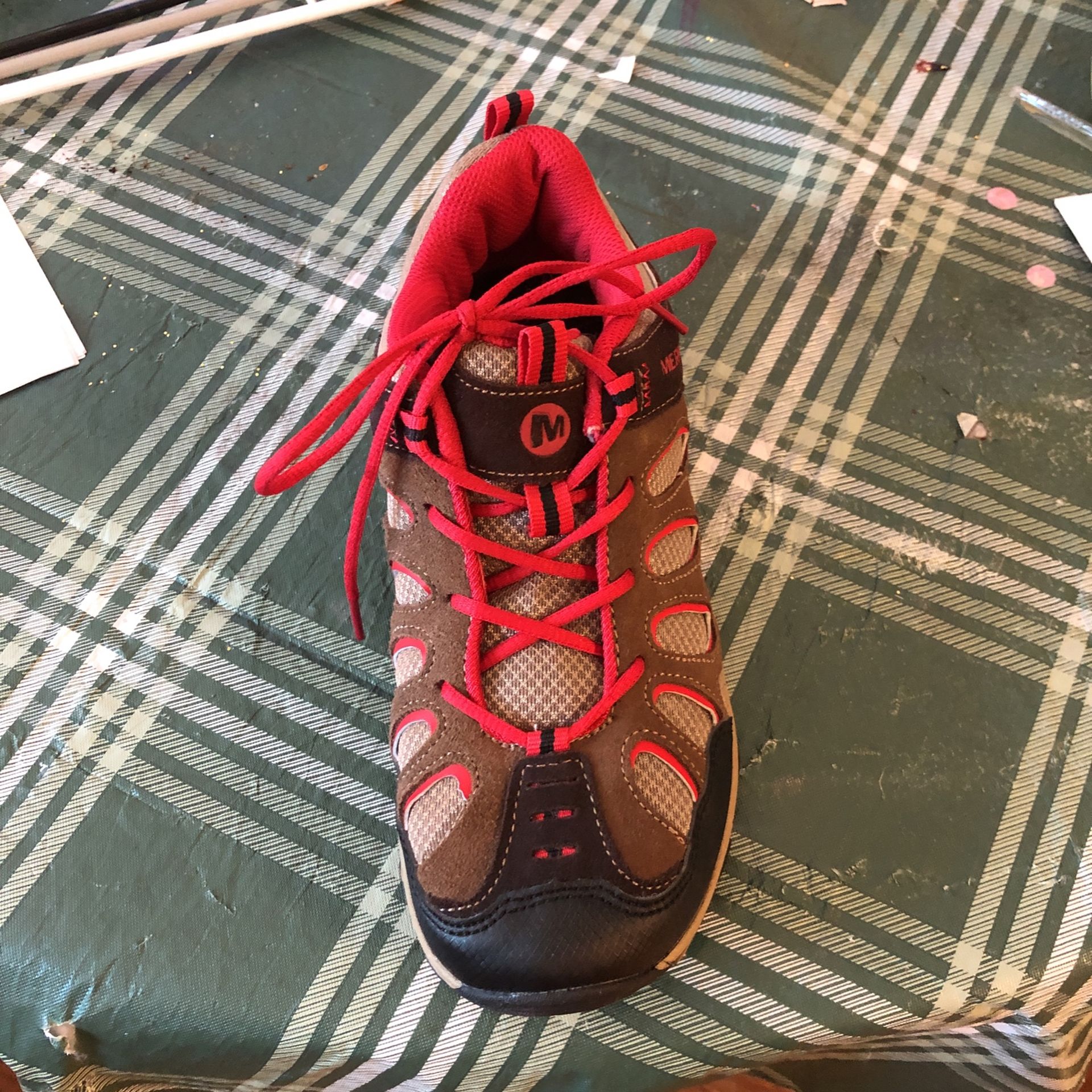 New Merrell Hiking Shoes