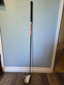 TaylorMade R1 Driver 1-Wood Stiff Flex Diamana Graphite Shaft White/Black/Orange