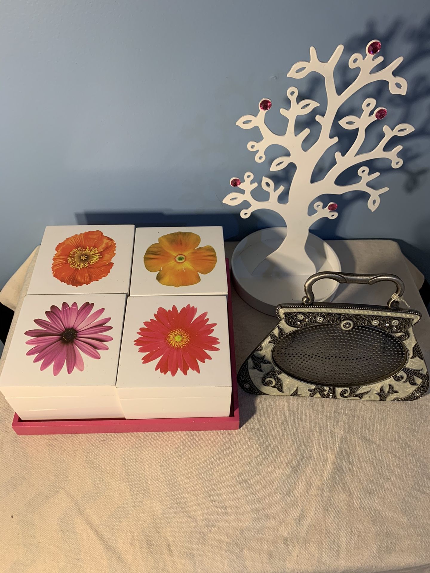 Jewelry holders