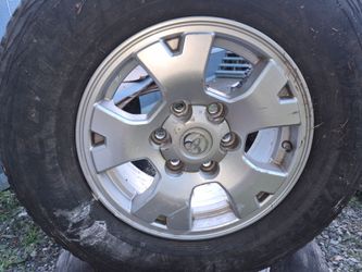 Toyota truck tires