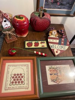 Vintage Apple Decor Lot