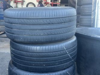 PAIR OF TIRE 255 35 21 HANKOOK 85% LIFE