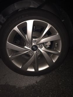 Brand new 2016 Hyundai Veloster 18 inch rims