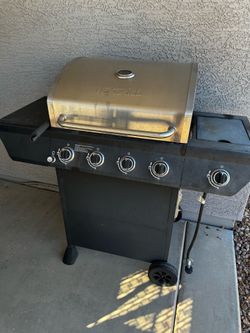 Nexgrill 4-Burner Propane Gas Grill with Side Burner – Great Condition