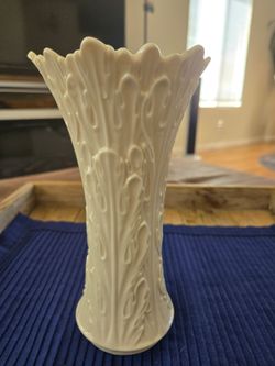 Ivory Ceramic Vase with Embossed Leaf Design