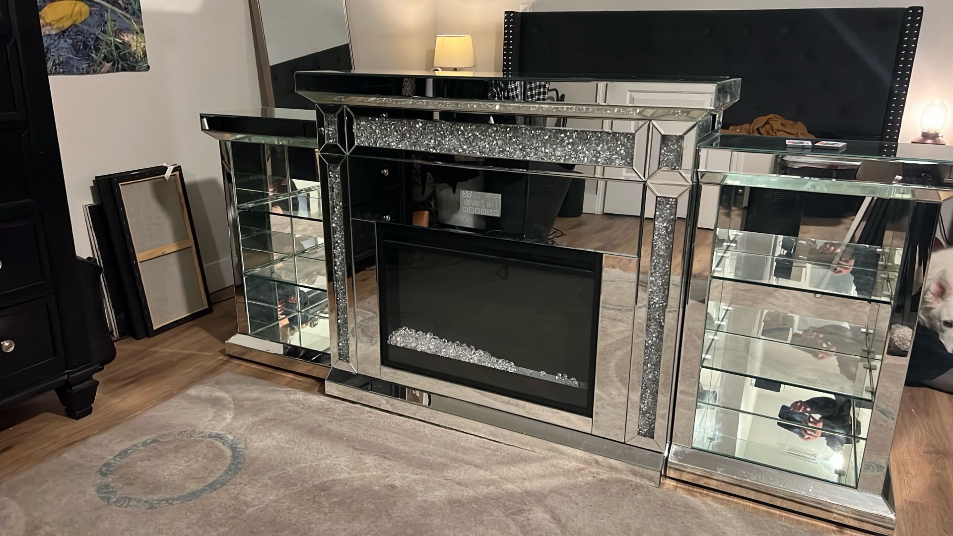 Electric Fireplace/speaker With Multicolor Led Lights