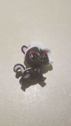 LOL surprise pets Black stripe