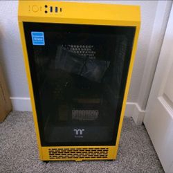 Thermaltake Tower Mini 200 Bubble Bee Edition