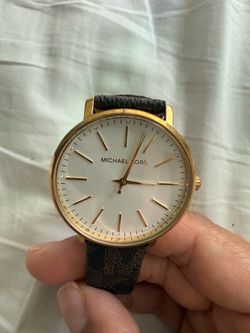 MK watch