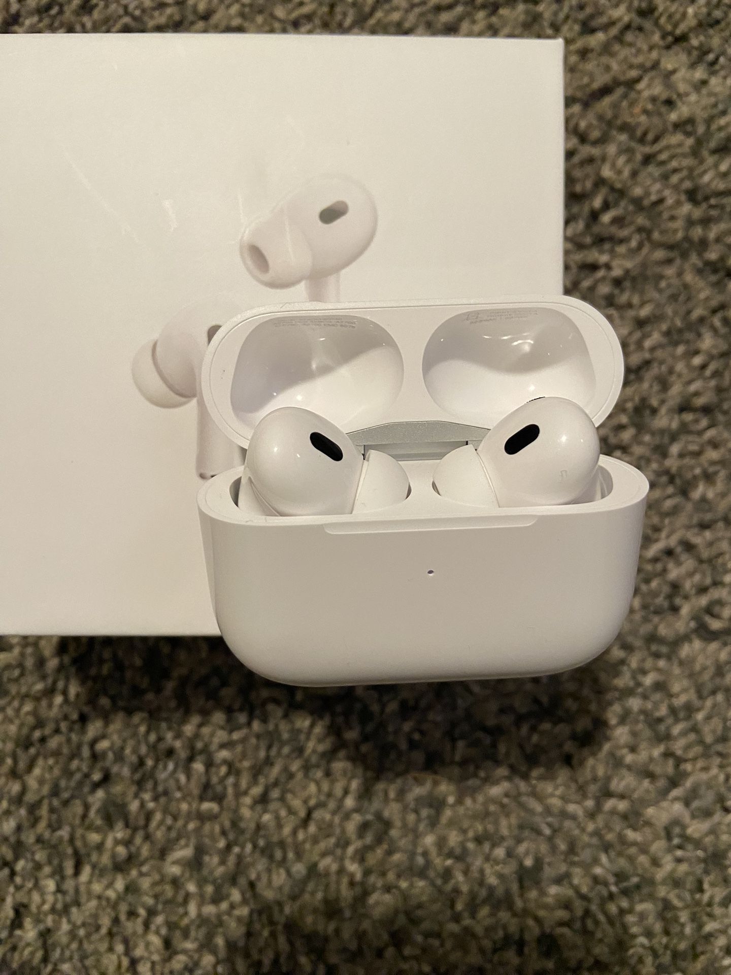 New Airpods Pro 2s