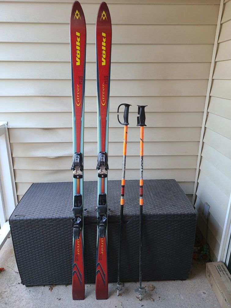 VOLKI Carver Plus Skis (6ft) with Marker M8 Bindings and Scott Poles