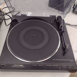 Denon Stereo Turntable