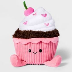 7.5" Cupcake Stuffed Animal -
Gigglescape