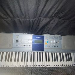 Yamaha Keyboard