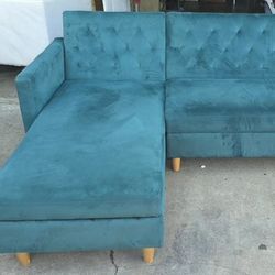 Turquoise Sectional Sleeper Good Conditions Makes A FULL SIZE BED Storage Under The  Chaise Velvet Material Reversible Chaise 