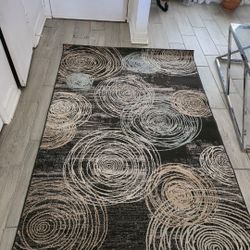 Rug