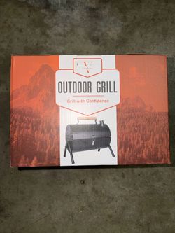 Portable outdoor grill