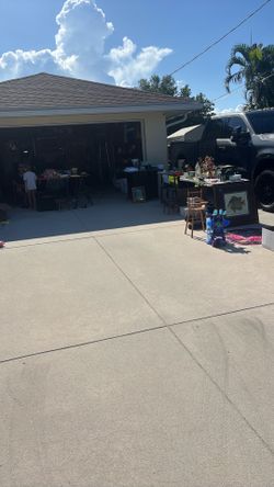 Garage sale!