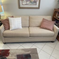 Sleeper Sofa - Queen Size - 77 Inches 
