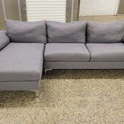 Grey Sectional (I CAN DELIVER)