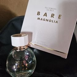VS Bare MAGNOLIA 