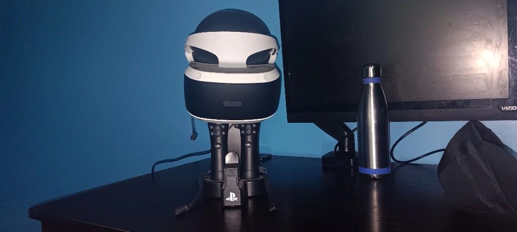 PSVR w/Box Come With Everything Except Camera