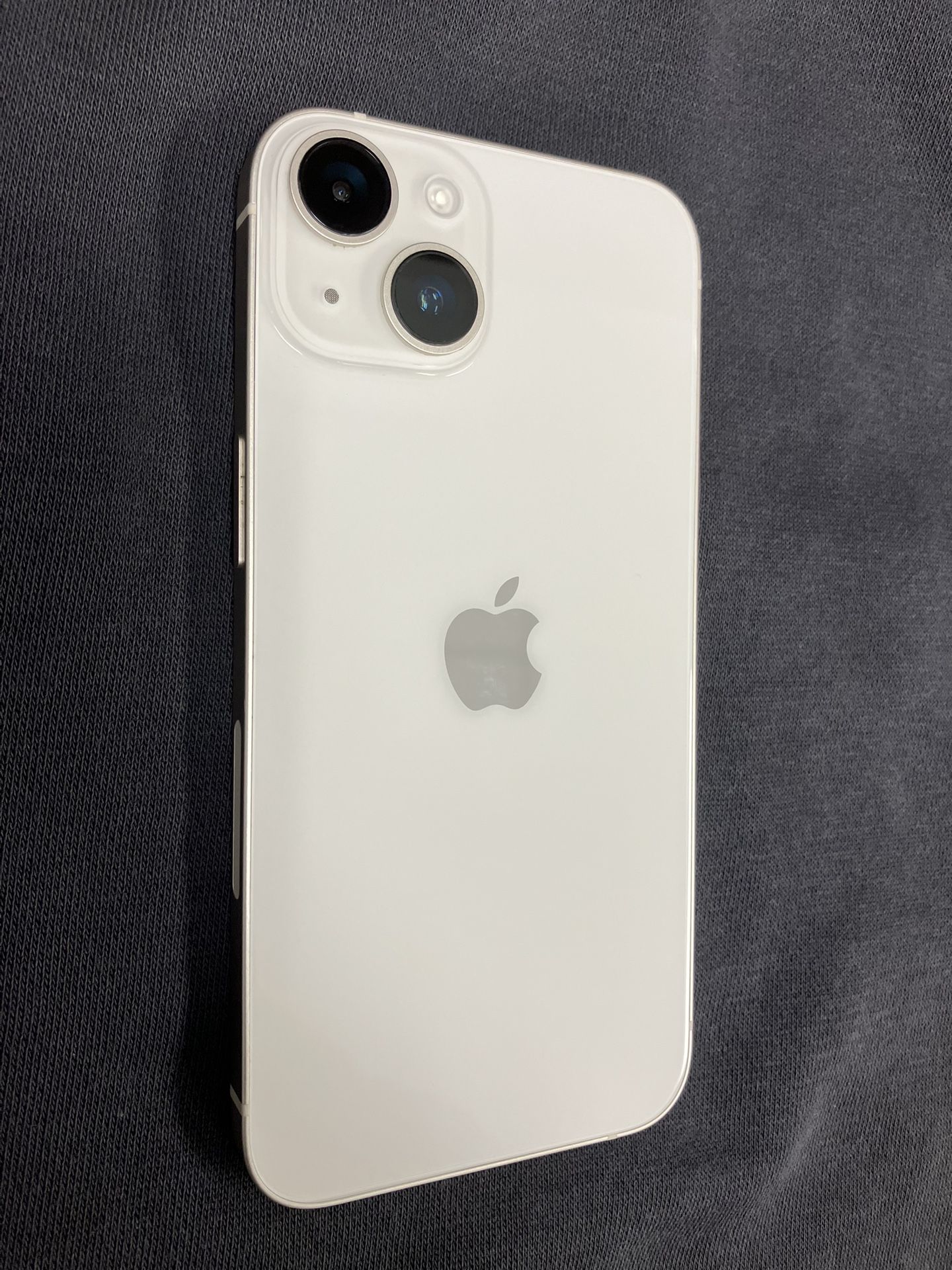 iPhone 13 (128GB)
