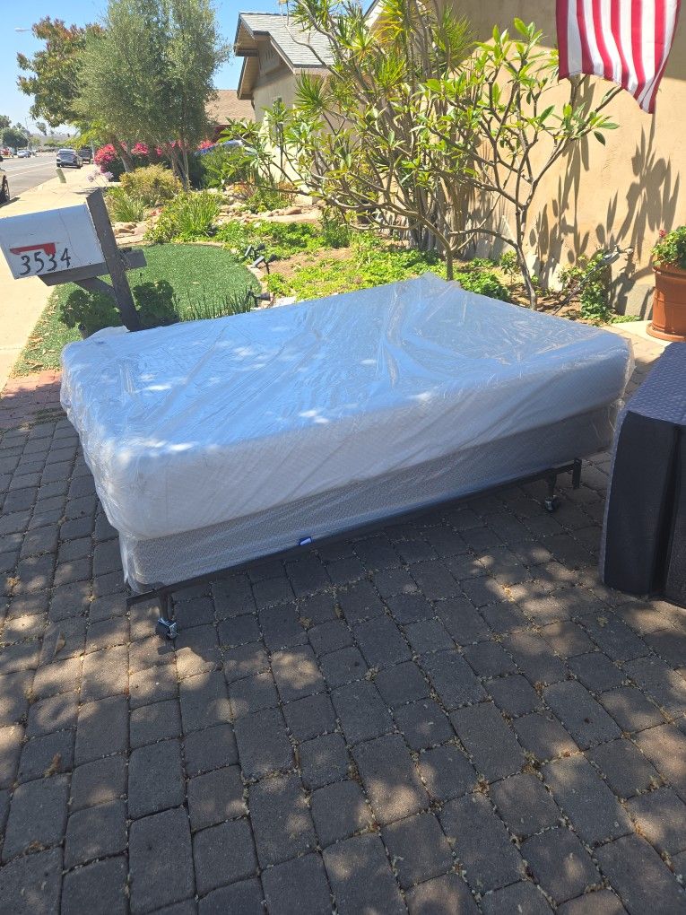 Queen Bed And Frame