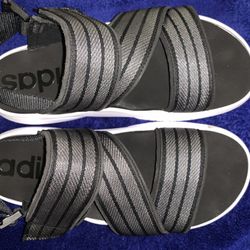 Adidas Size 9 Women
