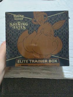 Pokemon Shining Fates ETB