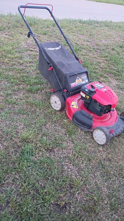 175 Troybilt lawnmower works perfect