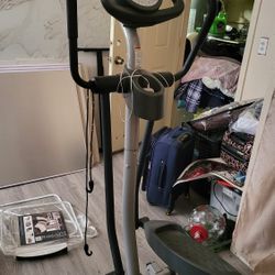 Proform   Space Saver Elliptical 500