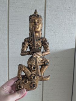 Antique wood Thai wall decoration