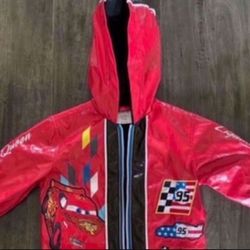 Disney CARS Lightning McQueen Raincoat Size 2. $45